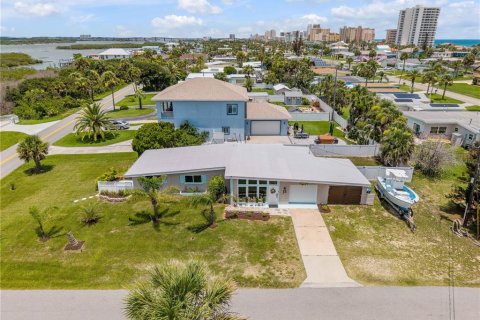 Villa ou maison à vendre à Port Orange, Floride: 3 chambres, 152.45 m2 № 2222035 - photo 3