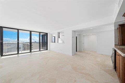 Condominio en alquiler en South Palm Beach, Florida, 2 dormitorios, 131.64 m2 № 2009341 - foto 7