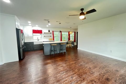 Villa ou maison à louer à Lakeland, Floride: 3 chambres, 121.7 m2 № 2388698 - photo 3