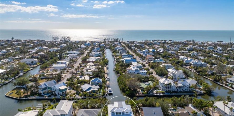 Casa en Anna Maria, Florida 4 dormitorios, 348.49 m2 № 1510944