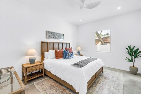 House in Sarasota, Florida 6 bedrooms, 349.78 sq.m. № 1793746 - photo 23