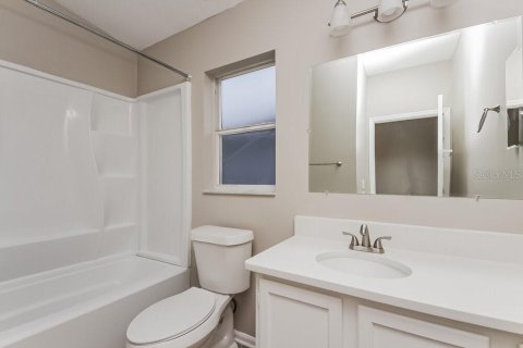 Casa en alquiler en Orlando, Florida, 3 dormitorios, 140.38 m2 № 1914533 - foto 11