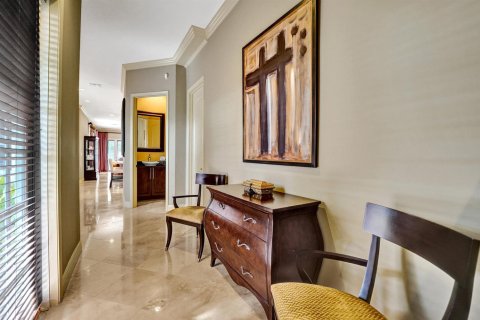 Adosado en venta en Wilton Manors, Florida, 3 dormitorios, 246.38 m2 № 2246928 - foto 2