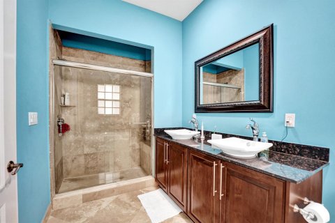 Adosado en venta en Wilton Manors, Florida, 3 dormitorios, 246.38 m2 № 2246928 - foto 21