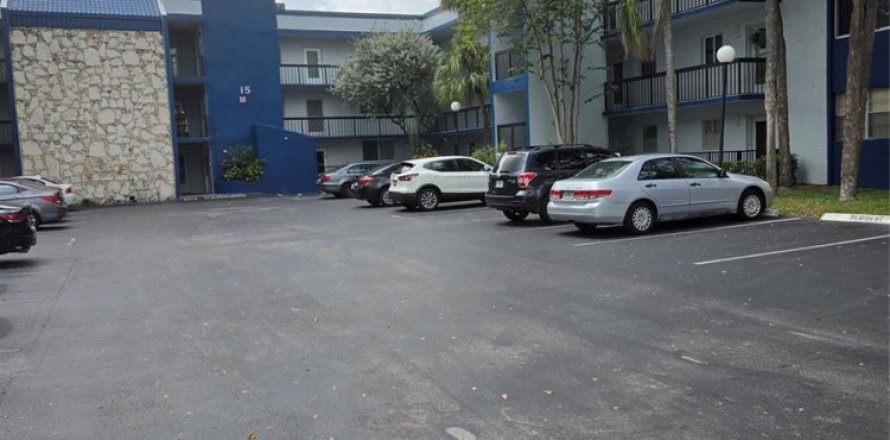 Condominio en Margate, Florida, 2 dormitorios № 2194736
