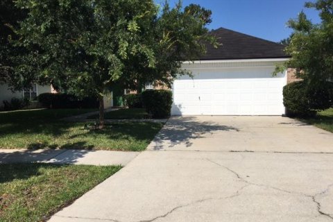 Villa ou maison à louer à Jacksonville, Floride: 4 chambres, 186.27 m2 № 774776 - photo 1