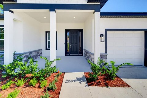Villa ou maison à vendre à Homosassa, Floride: 4 chambres, 230.21 m2 № 2425560 - photo 5