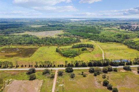 Terreno en venta en Lake Alfred, Florida № 2105675 - foto 4