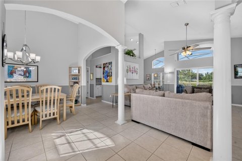 Villa ou maison à vendre à Davenport, Floride: 3 chambres, 190.45 m2 № 2321563 - photo 5