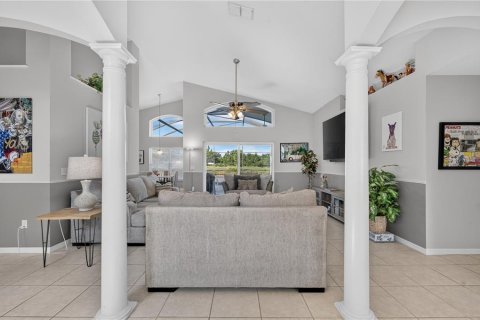 Villa ou maison à vendre à Davenport, Floride: 3 chambres, 190.45 m2 № 2321563 - photo 4