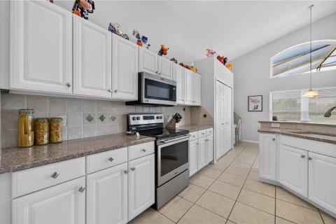 Villa ou maison à vendre à Davenport, Floride: 3 chambres, 190.45 m2 № 2321563 - photo 12