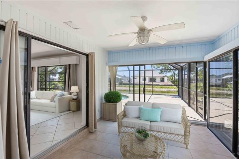 Villa ou maison à vendre à Rotonda, Floride: 2 chambres, 135.08 m2 № 2205662 - photo 12
