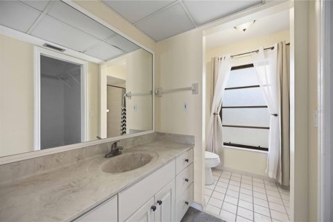 Villa ou maison à vendre à Rotonda, Floride: 2 chambres, 135.08 m2 № 2205662 - photo 9
