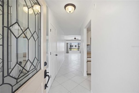 Villa ou maison à vendre à Rotonda, Floride: 2 chambres, 135.08 m2 № 2205662 - photo 16