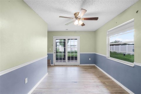 Villa ou maison à vendre à DeLand, Floride: 3 chambres, 179.86 m2 № 1371208 - photo 22