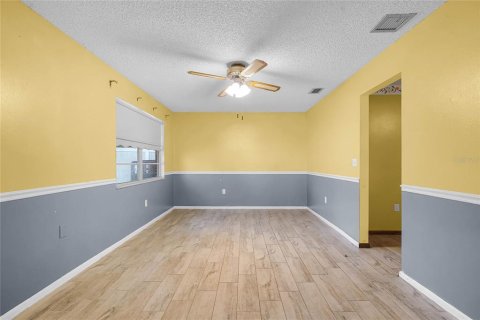 Villa ou maison à vendre à DeLand, Floride: 3 chambres, 179.86 m2 № 1371208 - photo 12