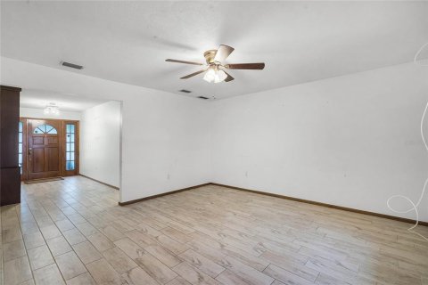 Villa ou maison à vendre à DeLand, Floride: 3 chambres, 179.86 m2 № 1371208 - photo 7