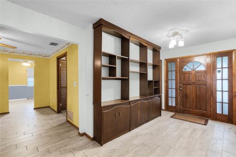 Villa ou maison à vendre à DeLand, Floride: 3 chambres, 179.86 m2 № 1371208 - photo 5