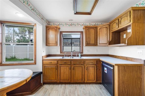 Villa ou maison à vendre à DeLand, Floride: 3 chambres, 179.86 m2 № 1371208 - photo 16