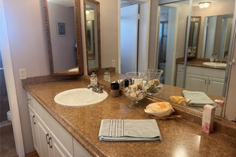 Condominio en venta en Lauderdale Lakes, Florida, 1 dormitorio, 106.09 m2 № 2084488 - foto 10