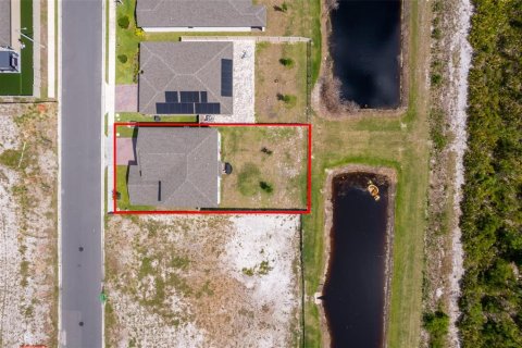 Villa ou maison à vendre à Poinciana, Floride: 4 chambres, 251.21 m2 № 1635963 - photo 30