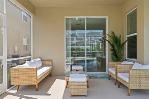 Casa en venta en Davenport, Florida, 6 dormitorios, 305.74 m2 № 2227140 - foto 23