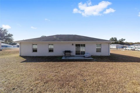 House in Citra, Florida 3 bedrooms, 133.13 sq.m. № 2166608 - photo 2