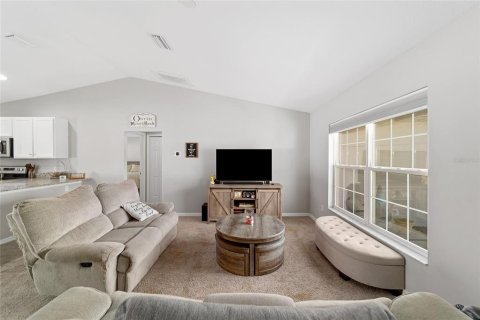 House in Citra, Florida 3 bedrooms, 133.13 sq.m. № 2166608 - photo 6