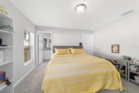 House in Citra, Florida 3 bedrooms, 133.13 sq.m. № 2166608 - photo 17