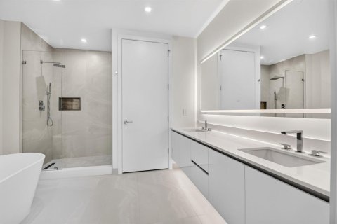 Condominio en venta en Lake Park, Florida, 3 dormitorios, 207.36 m2 № 2262096 - foto 29