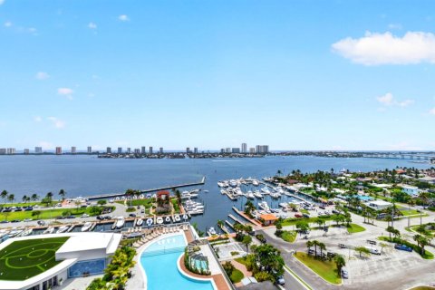 Condominio en venta en Lake Park, Florida, 3 dormitorios, 207.36 m2 № 2262096 - foto 10
