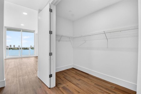 Condominio en venta en Lake Park, Florida, 3 dormitorios, 207.36 m2 № 2262096 - foto 27