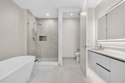 Condominio en venta en Lake Park, Florida, 3 dormitorios, 207.36 m2 № 2262096 - foto 30