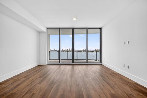Condominio en venta en Lake Park, Florida, 3 dormitorios, 207.36 m2 № 2262096 - foto 5