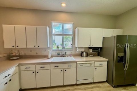 House in Ocala, Florida 3 bedrooms, 143.81 sq.m. № 2233194 - photo 9