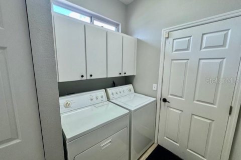 House in Ocala, Florida 3 bedrooms, 143.81 sq.m. № 2233194 - photo 25