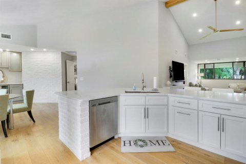 Copropriété à louer à Juno Beach, Floride: 2 chambres, 134.8 m2 № 2147193 - photo 13