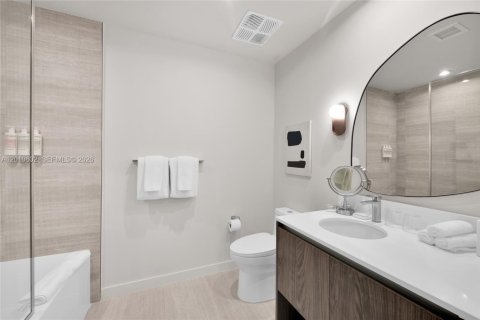 Купить кондоминиум в Майами, Флорида 1 спальня, 55.74м2, № 2145818 - фото 18