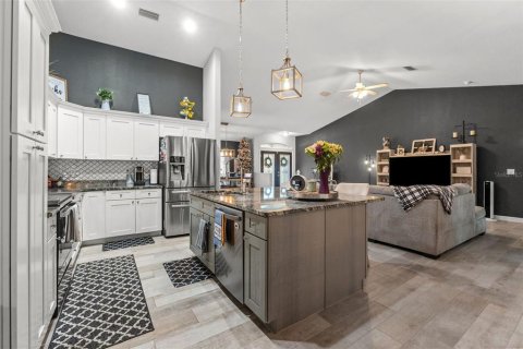 Casa en venta en Beverly Hills, Florida, 3 dormitorios, 187.94 m2 № 2321143 - foto 10