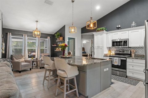 Casa en venta en Beverly Hills, Florida, 3 dormitorios, 187.94 m2 № 2321143 - foto 8