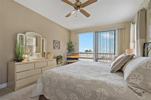 Condo in Dunedin, Florida, 3 bedrooms  № 1677037 - photo 12