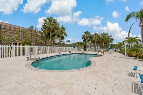 Condo in Dunedin, Florida, 3 bedrooms  № 1677037 - photo 24