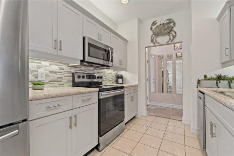 Condo in Dunedin, Florida, 3 bedrooms  № 1677037 - photo 7