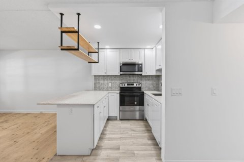 Купить кондоминиум в Дирфилд-Бич, Флорида 3 комнаты, 54.35м2, № 2083188 - фото 16