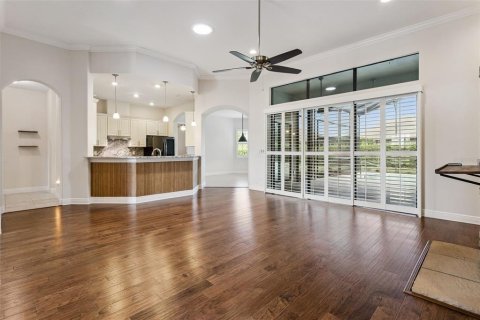 House in Lady Lake, Florida 3 bedrooms, 233.37 sq.m. № 2284502 - photo 21