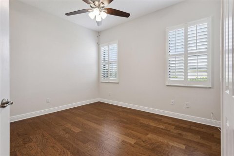 House in Lady Lake, Florida 3 bedrooms, 233.37 sq.m. № 2284502 - photo 27