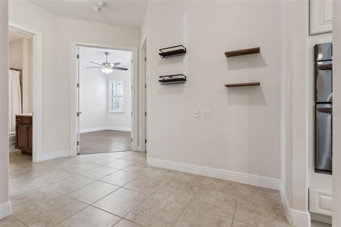 House in Lady Lake, Florida 3 bedrooms, 233.37 sq.m. № 2284502 - photo 22