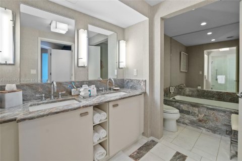 Condominio en venta en Fort Lauderdale, Florida, 2 dormitorios, 103.4 m2 № 2054993 - foto 16