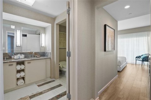 Condominio en venta en Fort Lauderdale, Florida, 2 dormitorios, 103.4 m2 № 2054993 - foto 17