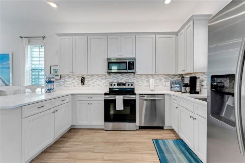 Casa en venta en Kissimmee, Florida, 2 dormitorios, 119.19 m2 № 1593089 - foto 10